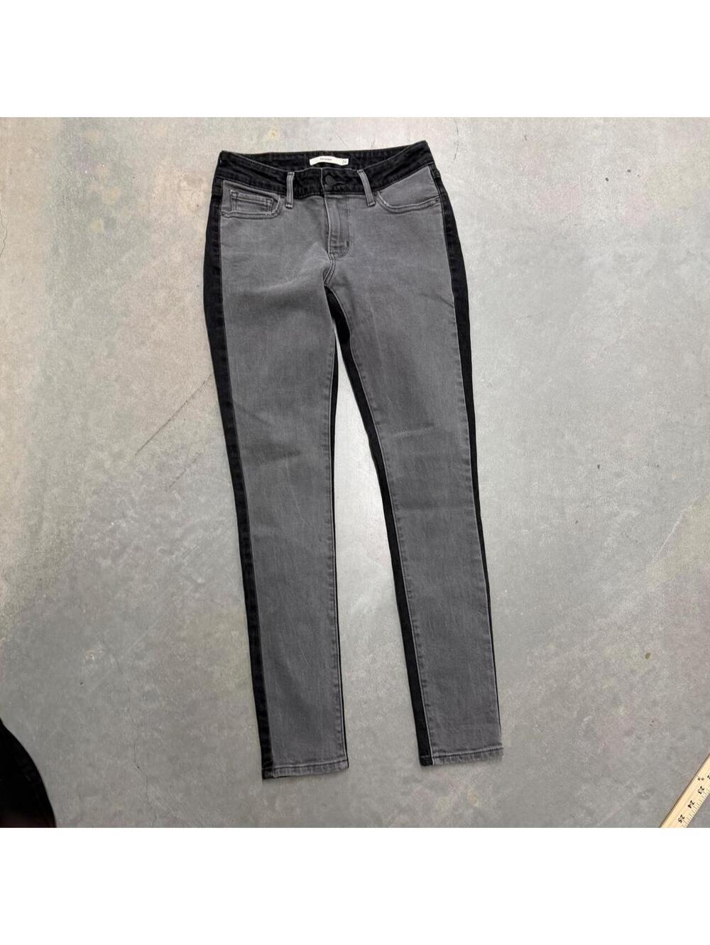 Y2K Women's Black and Gray Levi's 711 Skinny Jeans Waist 26